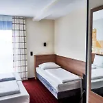 Mcdreams Muenchen-nord Hotel 2*