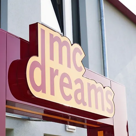 Mcdreams München-airport 2*