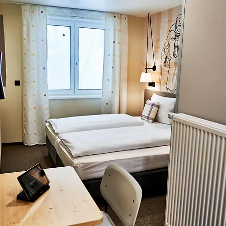 Hotel Mcdreams München-airport 2*