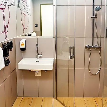 Mcdreams Muenchen-nord Szálloda 2*