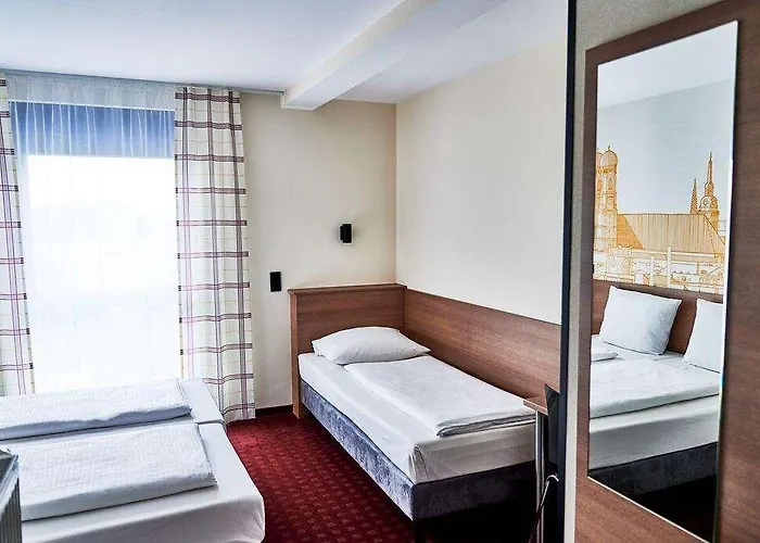 Mcdreams Muenchen-nord מלון 2*