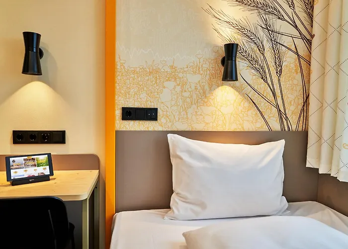 Mcdreams Muenchen-nord 2* 埃兴